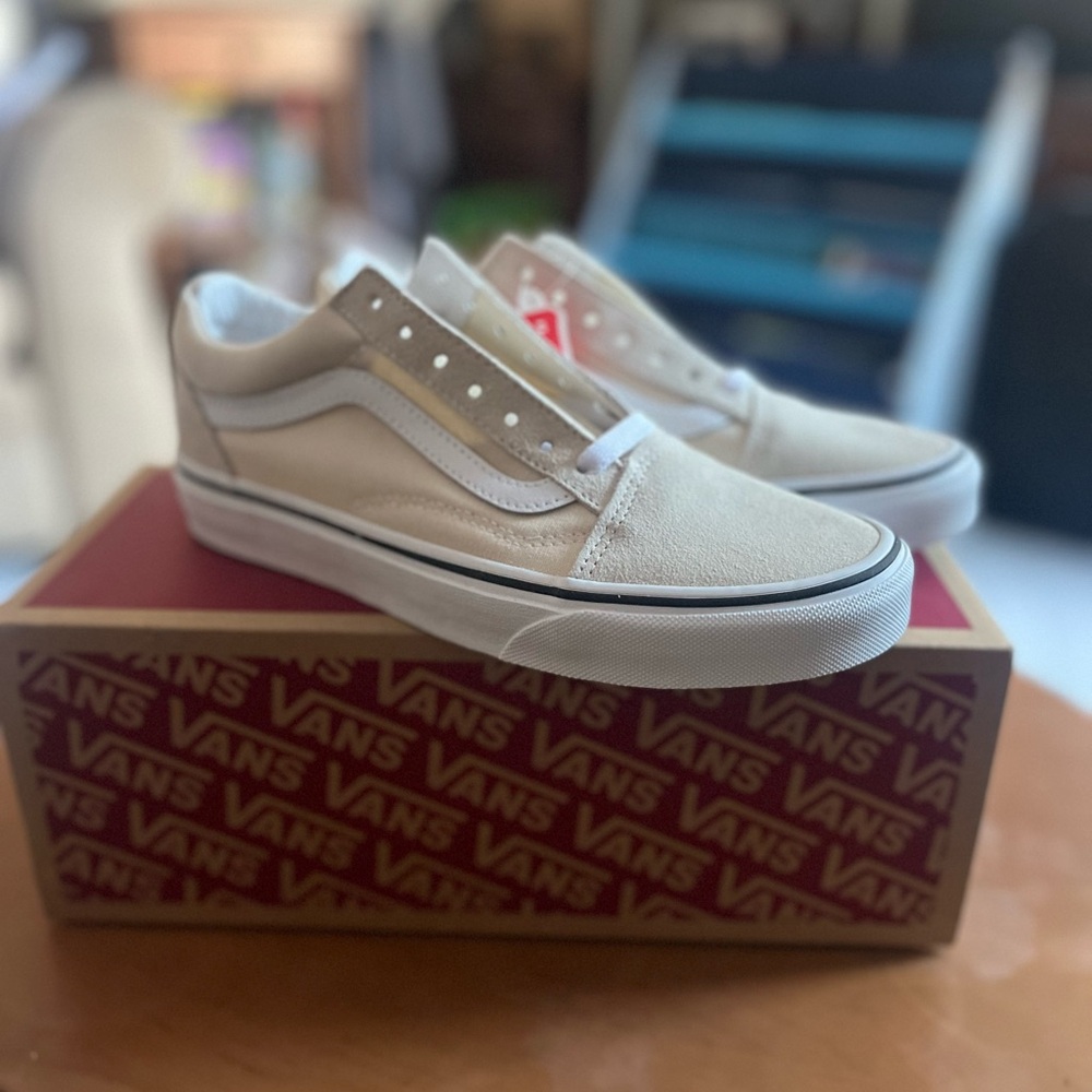 Crème Vans